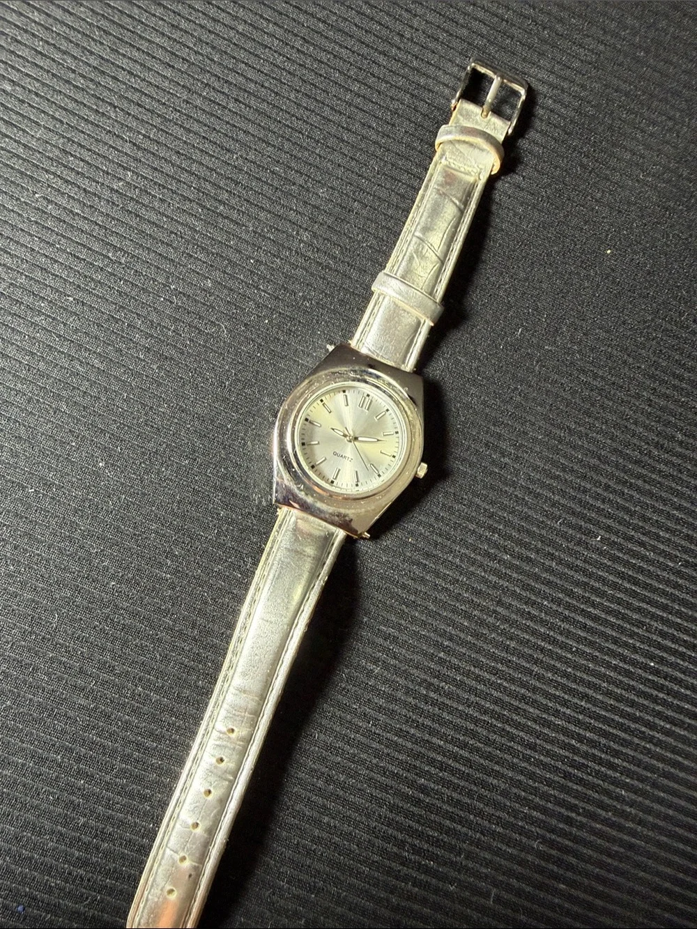 Silver Women's Analog Watch with Metallic Leather Strap